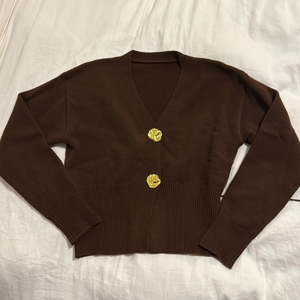 Brown sweater with gold detail